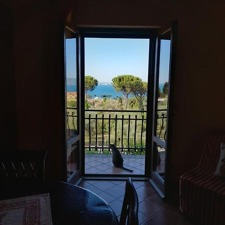 Casa Vacanze Antica Volsinii Болсена Екстериор снимка