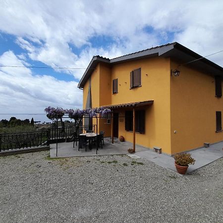 Casa Vacanze Antica Volsinii Болсена Екстериор снимка