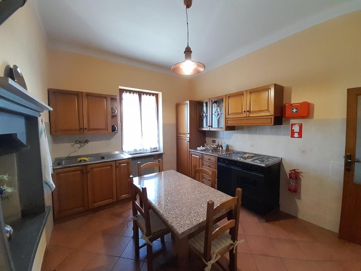 Casa Vacanze Antica Volsinii Болсена Екстериор снимка